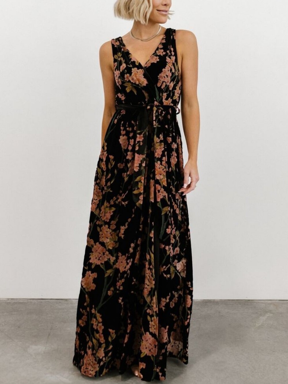 Baltic Born Lennon Black Floral Velvet Maxi Dress Size XXL